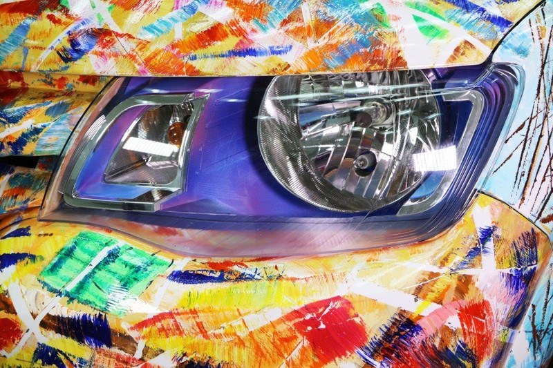前進法國《Renault Kwid Art Car》融合印度的行動藝術 前進法國《Renault Kwid Art Car》融合印度的行動藝術