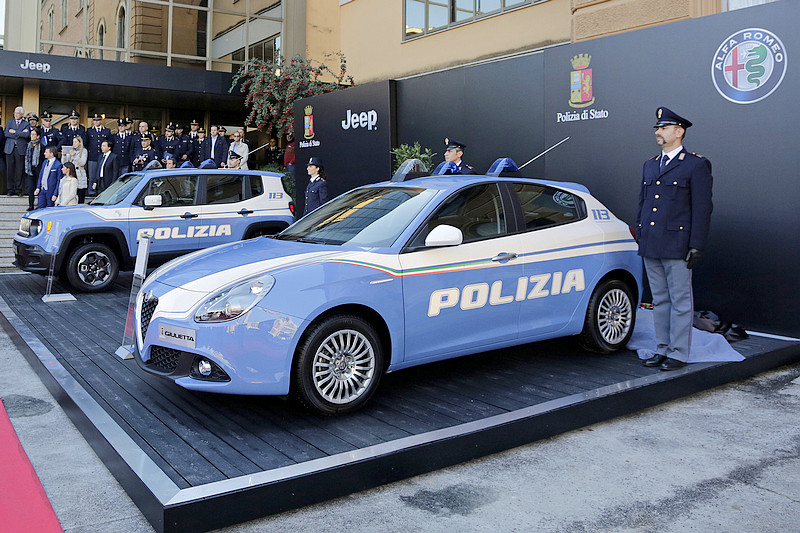 義大利警隊添新軍 《Alfa Romeo Giulia / Giulietta》與《Jeep Renegade》警車亮相 義大利警隊添新軍 《Alfa Romeo Giulia / Giulietta》與《Jeep Renegade》警車亮相