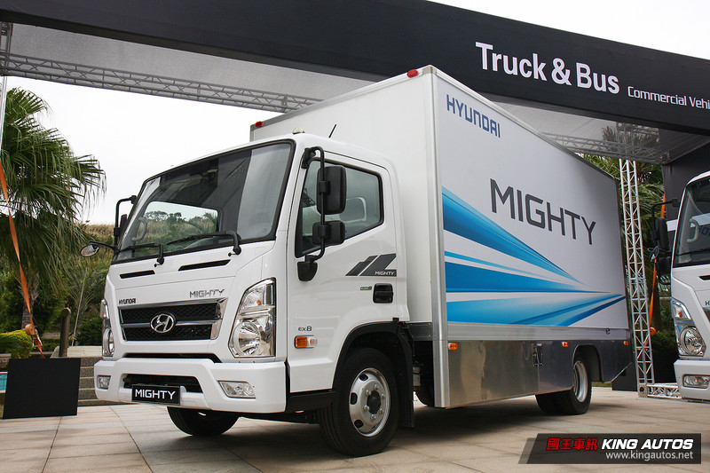 《Hyundai》商用車品牌正式成立 6.5噸/7.8噸《Mighty》與3.5噸《HD35》同步發表 《Hyundai》商用車品牌正式成立 6.5噸/7.8噸《Mighty》與3.5噸《HD35》同步發表