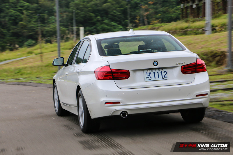 動靜各自精彩─《Audi A4 30 TFSI》vs.《BMW 318i》,動態篇 動靜各自精彩─《Audi A4 30 TFSI》vs.《BMW 318i》,動態篇