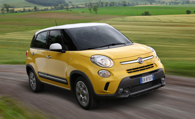 《Fiat 500L》預約小改款 偽裝原型車北歐雪地測試遭逮 《Fiat 500L》預約小改款 偽裝原型車北歐雪地測試遭逮