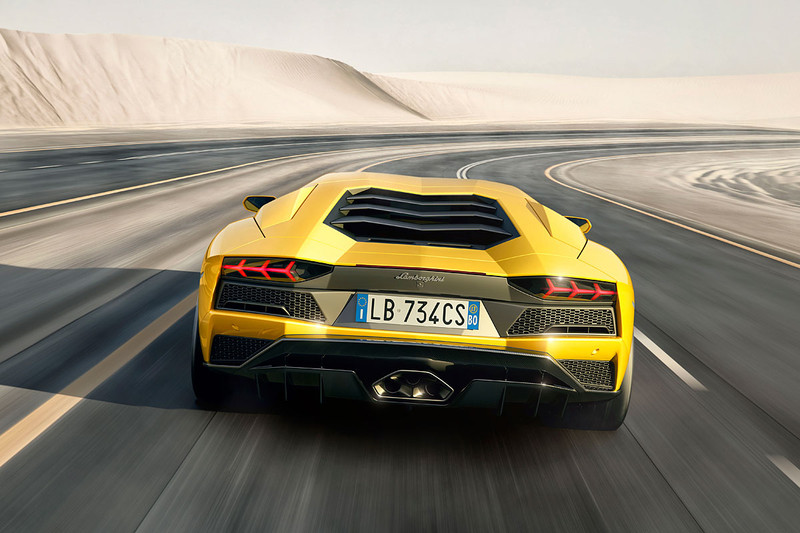 動力升級後輪轉向上身 《Lamborghini Aventador S》現身亮相 動力升級後輪轉向上身 《Lamborghini Aventador S》現身亮相