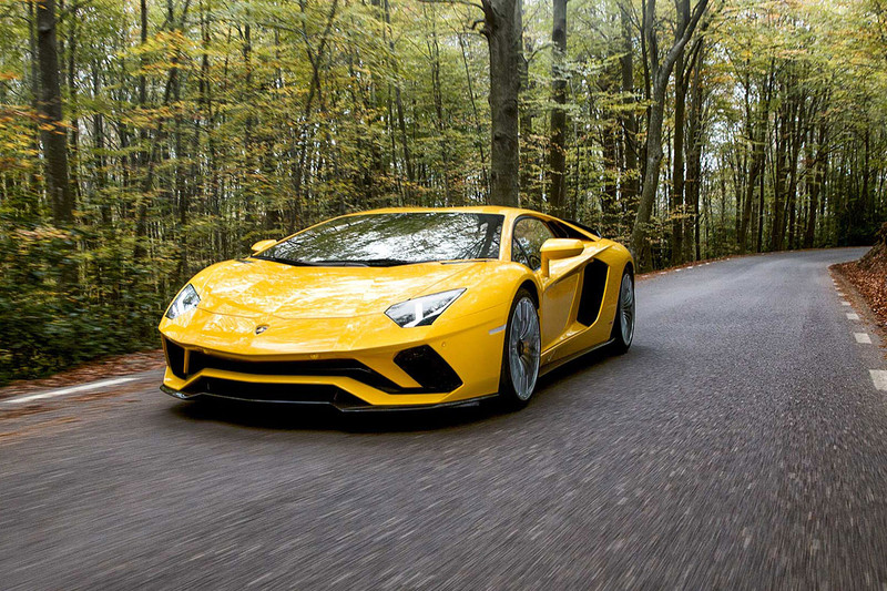 動力升級後輪轉向上身 《Lamborghini Aventador S》現身亮相 動力升級後輪轉向上身 《Lamborghini Aventador S》現身亮相