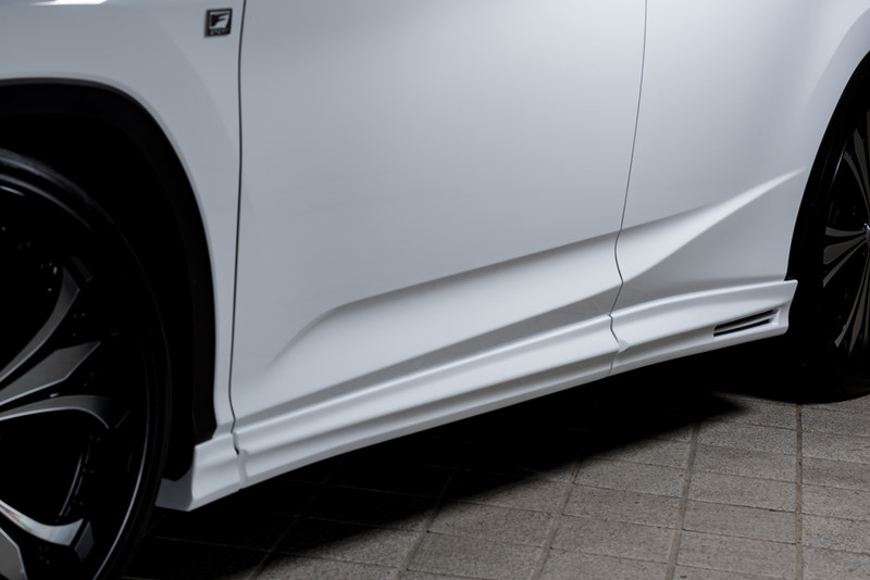 走上VIP之路 《Lexus RX》穿搭M’z Speed空力套件帥勁加分 走上VIP之路 《Lexus RX》穿搭M’z Speed空力套件帥勁加分