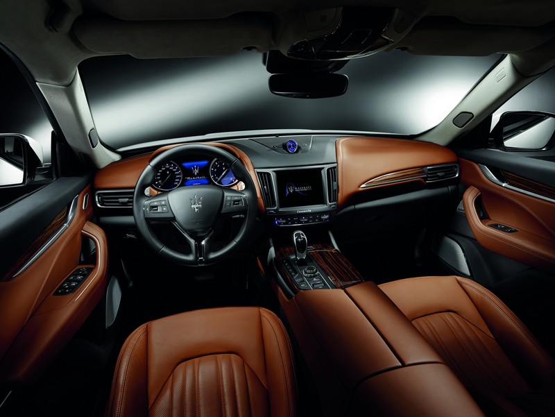 輸出下調350匹 《Maserati Levante / Levante Luxury》入門版478萬起開始接單 輸出下調350匹 《Maserati Levante / Levante Luxury》入門版478萬起開始接單
