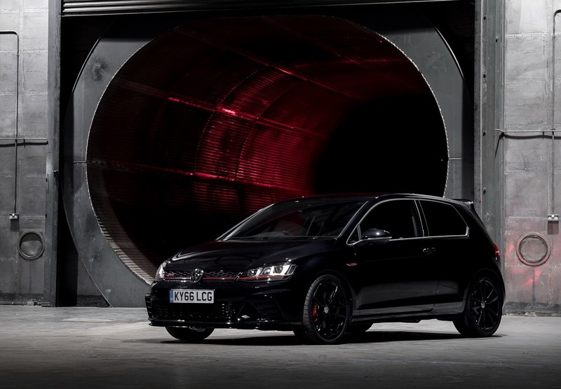 限量40部暗黑版英國專屬 《Volkswagen Golf GTI Clubsport Edition 40》 限量40部暗黑版英國專屬 《Volkswagen Golf GTI Clubsport Edition 40》