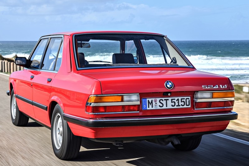 回顧經典 Bmw M5 的初始世代 E28 5 Series 國王車訊kingautos