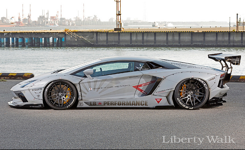 自由に歩大牛帥勁無比 《Lamborghini Aventador》Liberty walk式樣低趴寬體爆帥氣 自由に歩大牛帥勁無比 《Lamborghini Aventador》Liberty walk式樣低趴寬體爆帥氣