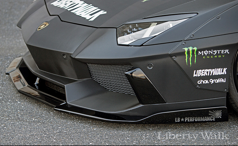 自由に歩大牛帥勁無比 《Lamborghini Aventador》Liberty walk式樣低趴寬體爆帥氣 自由に歩大牛帥勁無比 《Lamborghini Aventador》Liberty walk式樣低趴寬體爆帥氣