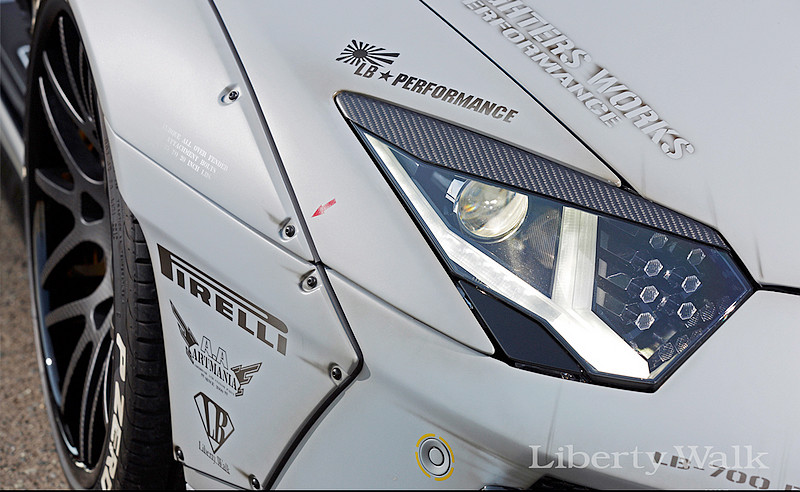 自由に歩大牛帥勁無比 《Lamborghini Aventador》Liberty walk式樣低趴寬體爆帥氣 自由に歩大牛帥勁無比 《Lamborghini Aventador》Liberty walk式樣低趴寬體爆帥氣