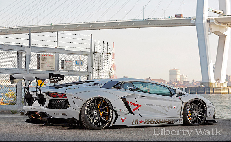 自由に歩大牛帥勁無比 《Lamborghini Aventador》Liberty walk式樣低趴寬體爆帥氣 自由に歩大牛帥勁無比 《Lamborghini Aventador》Liberty walk式樣低趴寬體爆帥氣