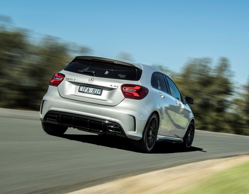 性能持續進化 下一代《Mercedes-AMG A 45》將突破400匹馬力 性能持續進化 下一代《Mercedes-AMG A 45》將突破400匹馬力