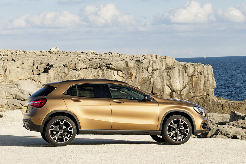 星芒小跨界換新裝 小改款《Mercedes-Benz GLA》預料今年第三季導入臺灣市場 星芒小跨界換新裝 小改款《Mercedes-Benz GLA》預料今年第三季導入臺灣市場
