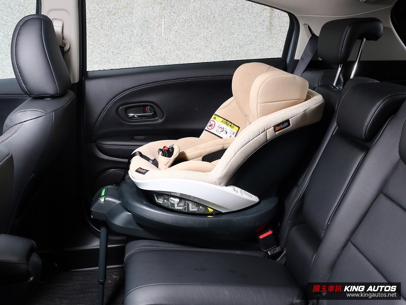 人生進階怎麼選?《HR-V VTi-S x Vitara 1.6 x CX-3尊貴型》,配備空間篇 人生進階怎麼選?《HR-V VTi-S x Vitara 1.6 x CX-3尊貴型》,配備空間篇