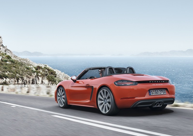 《Porsche 718 Boxster》攜手《Macan》再創品牌銷售佳績 《Porsche 718 Boxster》攜手《Macan》再創品牌銷售佳績