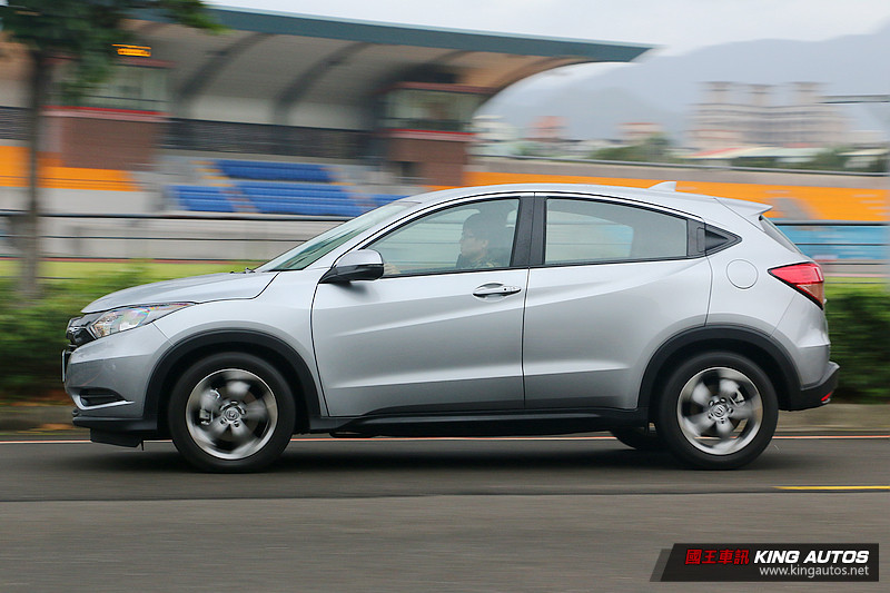 人生進階怎麼選?《HR-V VTi-S x Vitara 1.6 x CX-3尊貴型》,動態表現篇 人生進階怎麼選?《HR-V VTi-S x Vitara 1.6 x CX-3尊貴型》,動態表現篇
