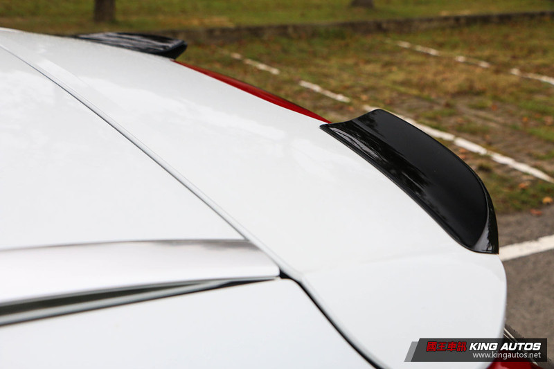 向北極星看齊─《Volvo V60 T6 R-Design Polestar Edition》試駕報導 向北極星看齊─《Volvo V60 T6 R-Design Polestar Edition》試駕報導
