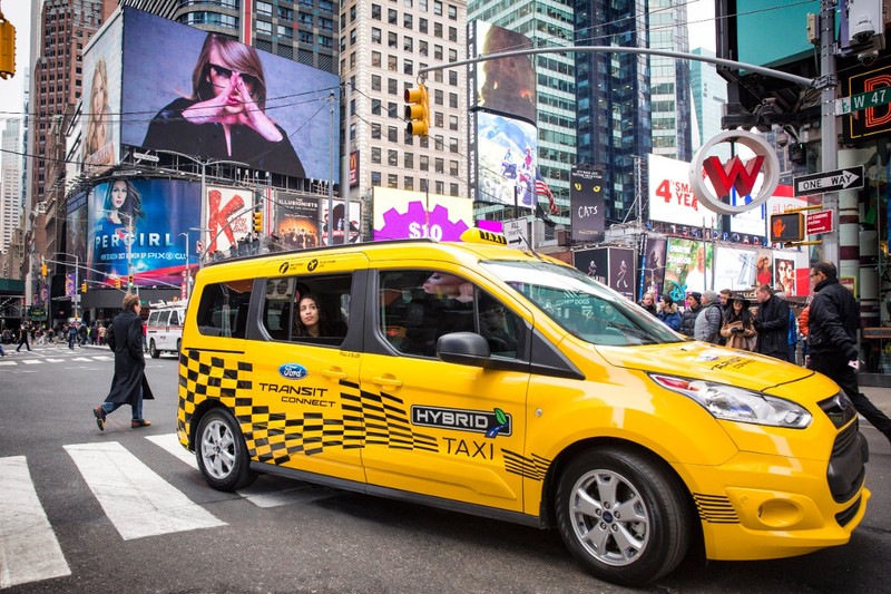 《Ford Transit Connect Plug-in Hybrid Taxi》原型車美國上路試營運 《Ford Transit Connect Plug-in Hybrid Taxi》原型車美國上路試營運