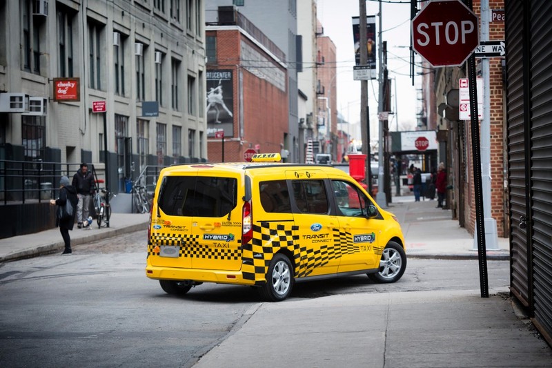 《Ford Transit Connect Plug-in Hybrid Taxi》原型車美國上路試營運 《Ford Transit Connect Plug-in Hybrid Taxi》原型車美國上路試營運
