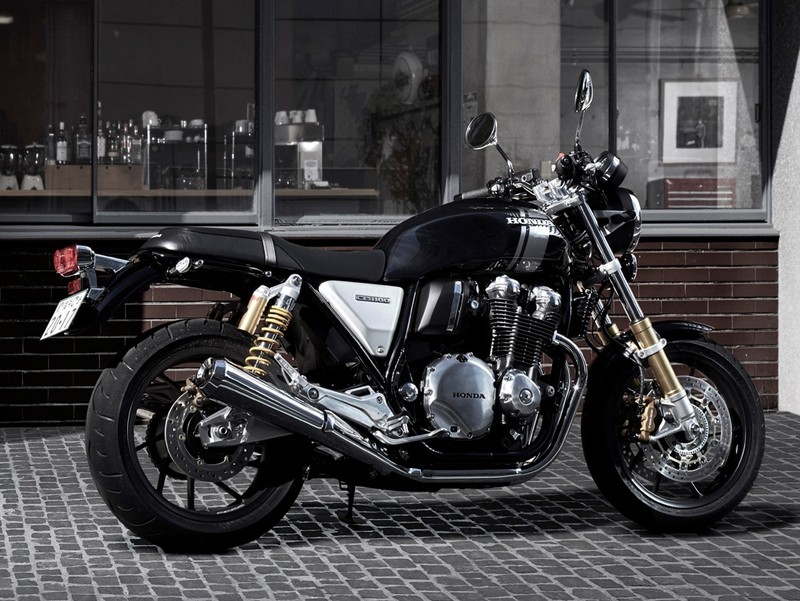 日式濃醇咖啡香 《Honda CB1100 EX/CB1100 RS》日本市場正式發售 日式濃醇咖啡香 《Honda CB1100 EX/CB1100 RS》日本市場正式發售