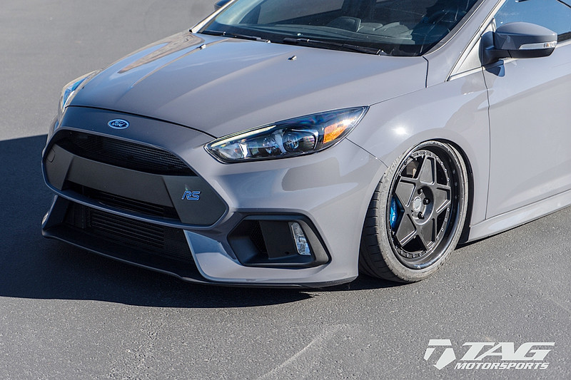 「百改降為先」之TAG Motorsport操刀《Ford Focus RS》低趴藏輪式樣亮相 「百改降為先」之TAG Motorsport操刀《Ford Focus RS》低趴藏輪式樣亮相
