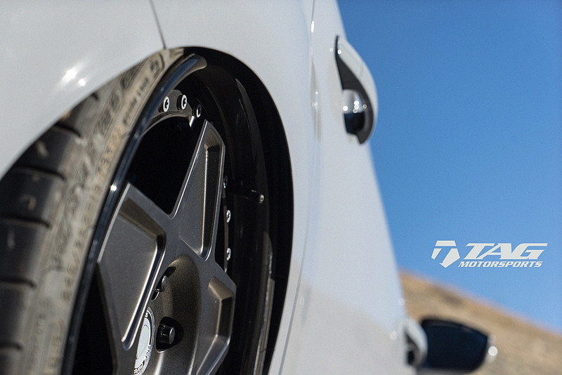 「百改降為先」之TAG Motorsport操刀《Ford Focus RS》低趴藏輪式樣亮相 「百改降為先」之TAG Motorsport操刀《Ford Focus RS》低趴藏輪式樣亮相
