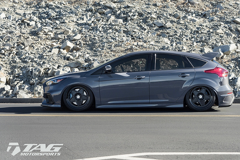 「百改降為先」之TAG Motorsport操刀《Ford Focus RS》低趴藏輪式樣亮相 「百改降為先」之TAG Motorsport操刀《Ford Focus RS》低趴藏輪式樣亮相