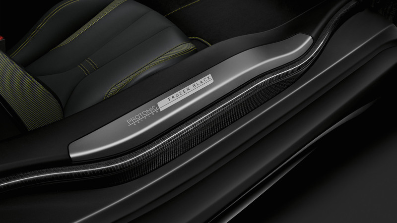 《BMW》再推《i8 Protonic Edition》限量特式車 日內瓦車展同步發表 《BMW》再推《i8 Protonic Edition》限量特式車 日內瓦車展同步發表