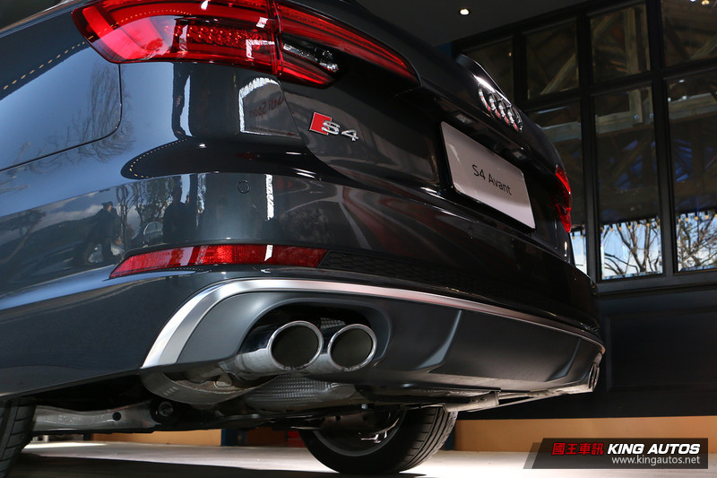 開價339萬元起 《Audi S4》與《S4 Avant》同步發表上市 開價339萬元起 《Audi S4》與《S4 Avant》同步發表上市