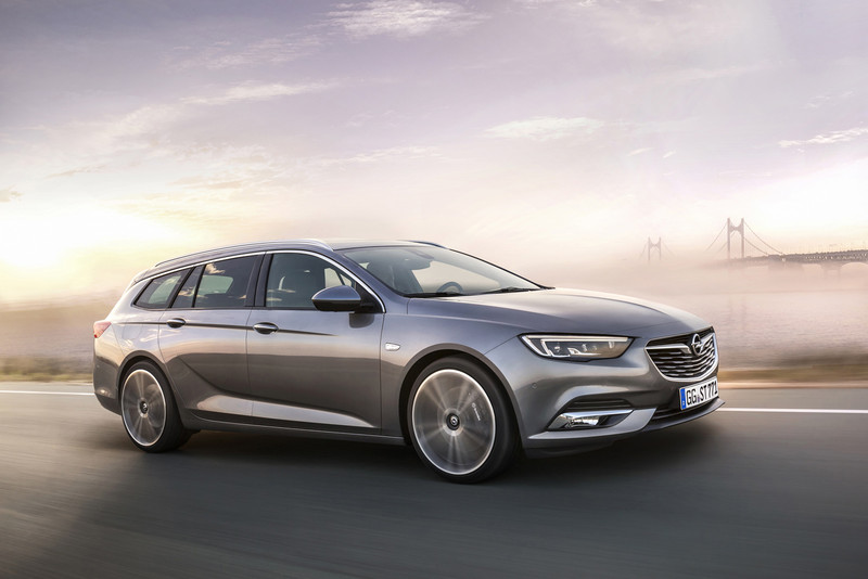 新世代《Opel Insignia Sports Tourer》日內瓦車展前搶先亮相 新世代《Opel Insignia Sports Tourer》日內瓦車展前搶先亮相