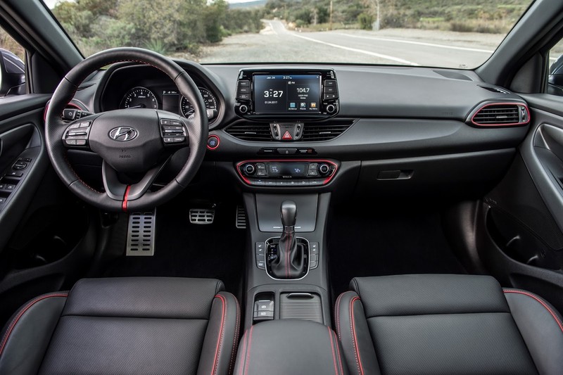 2018年式《Hyundai Elantra GT》芝加哥車展動感現身 2018年式《Hyundai Elantra GT》芝加哥車展動感現身