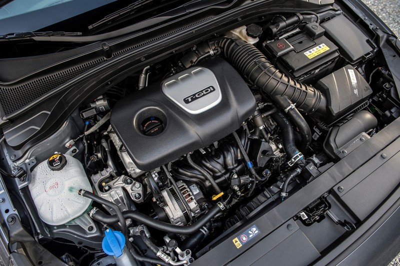 2018年式《Hyundai Elantra GT》芝加哥車展動感現身 2018年式《Hyundai Elantra GT》芝加哥車展動感現身