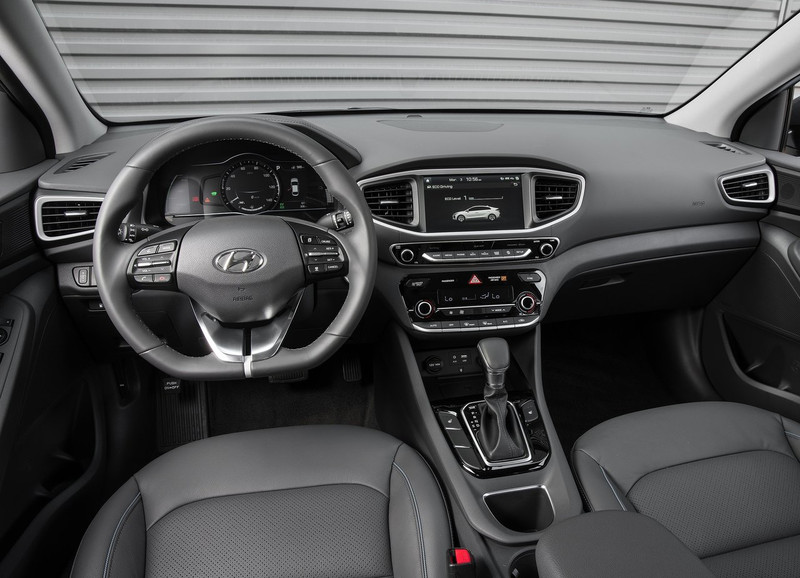 大改款《Hyundai Elantra》三月發表《Elantra Sport、Ioniq Hybrid、G80、G90》隨後導入 大改款《Hyundai Elantra》三月發表《Elantra Sport、Ioniq Hybrid、G80、G90》隨後導入