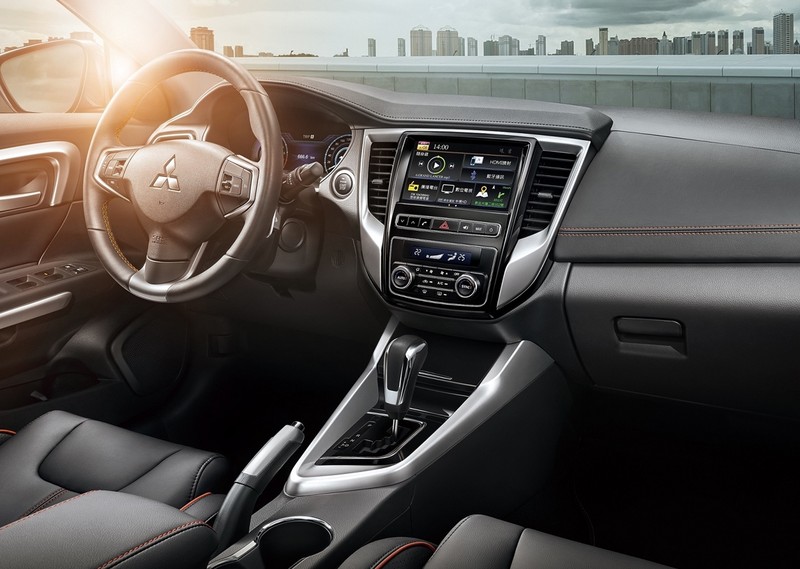 安全大幅升級《Mitsubishi Grand Lancer》預售價公布 67.9萬元正式開賣 安全大幅升級《Mitsubishi Grand Lancer》預售價公布 67.9萬元正式開賣