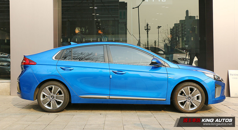 《Hyundai》韓國GDSI展間參訪 直擊《Elantra Sport、Ioniq Hybrid》即將導入新車 《Hyundai》韓國GDSI展間參訪 直擊《Elantra Sport、Ioniq Hybrid》即將導入新車