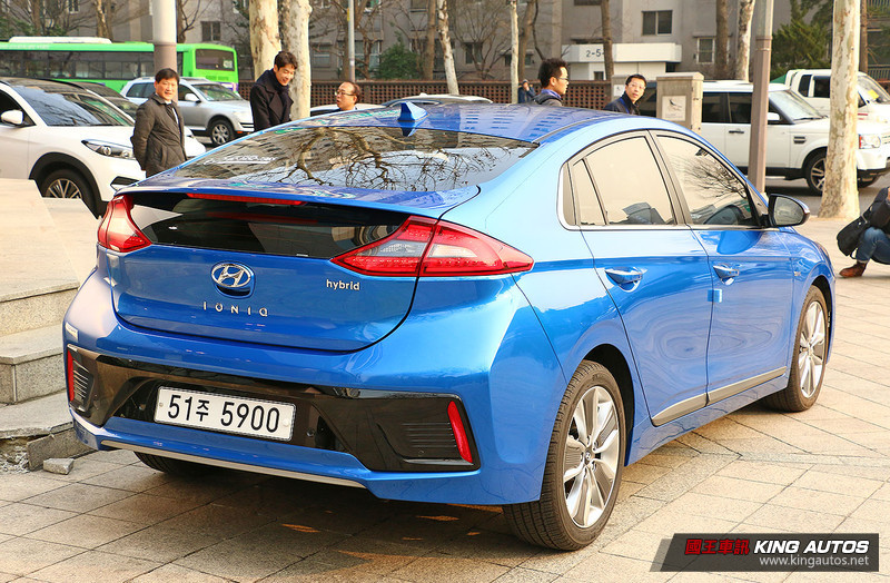 《Hyundai》韓國GDSI展間參訪 直擊《Elantra Sport、Ioniq Hybrid》即將導入新車 《Hyundai》韓國GDSI展間參訪 直擊《Elantra Sport、Ioniq Hybrid》即將導入新車