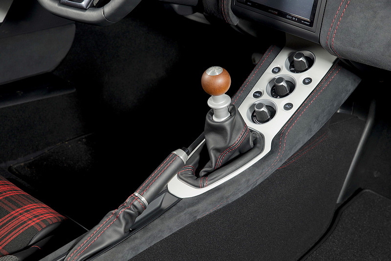棒,真是棒!《Lotus》打造特別版《Evora Sport 410》向海底城《Esprit S1》致敬 棒,真是棒!《Lotus》打造特別版《Evora Sport 410》向海底城《Esprit S1》致敬