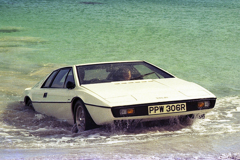 棒,真是棒!《Lotus》打造特別版《Evora Sport 410》向海底城《Esprit S1》致敬 棒,真是棒!《Lotus》打造特別版《Evora Sport 410》向海底城《Esprit S1》致敬