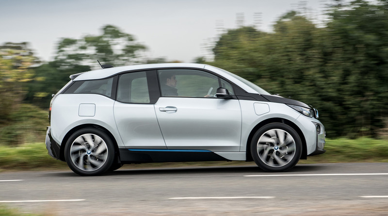 「S」運動版可達200匹?小改款《BMW i3》預計最快今年9月亮相 「S」運動版可達200匹?小改款《BMW i3》預計最快今年9月亮相