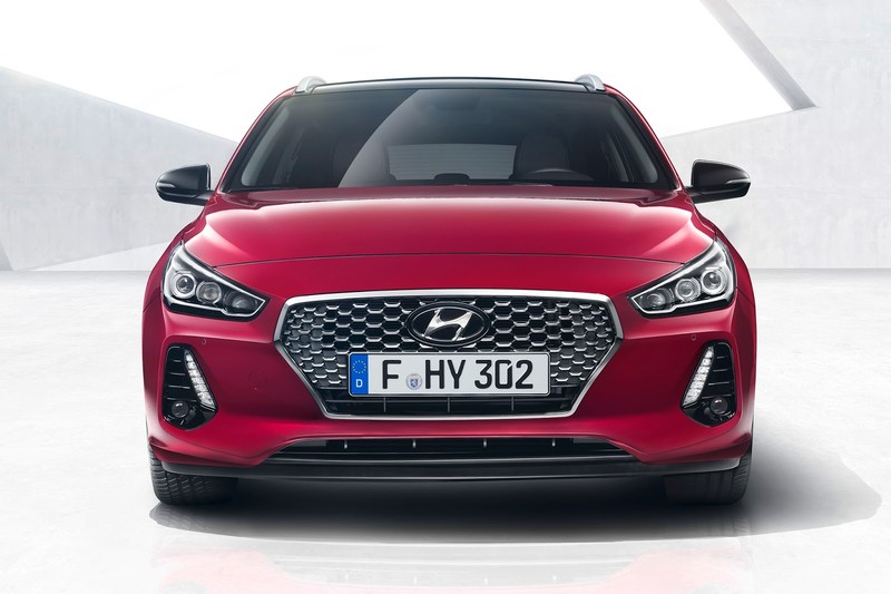 新世代《Hyundai i30 Wagon》日內瓦車展前搶先亮相 新世代《Hyundai i30 Wagon》日內瓦車展前搶先亮相