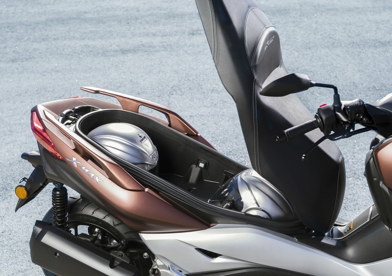 進口黃牌速可達震撼彈 《Yamaha X-Max 300》臺灣市場21.6萬元起開賣 進口黃牌速可達震撼彈 《Yamaha X-Max 300》臺灣市場21.6萬元起開賣