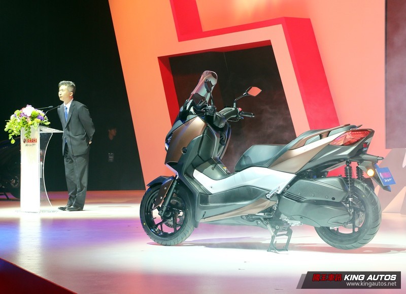 進口黃牌速可達震撼彈 《Yamaha X-Max 300》臺灣市場21.6萬元起開賣 進口黃牌速可達震撼彈 《Yamaha X-Max 300》臺灣市場21.6萬元起開賣