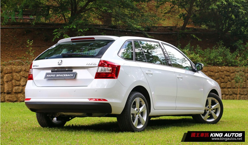 升級燈組追加1.0 TSI動力 小改款《Škoda Rapid / Rapid Spaceback》預約日內瓦車展亮相 升級燈組追加1.0 TSI動力 小改款《Škoda Rapid / Rapid Spaceback》預約日內瓦車展亮相
