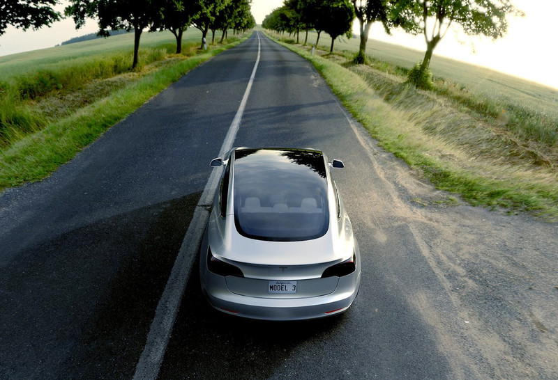 熱銷電動車《Tesla Model 3》七月準備生產 預計2018年擴大產能 熱銷電動車《Tesla Model 3》七月準備生產 預計2018年擴大產能