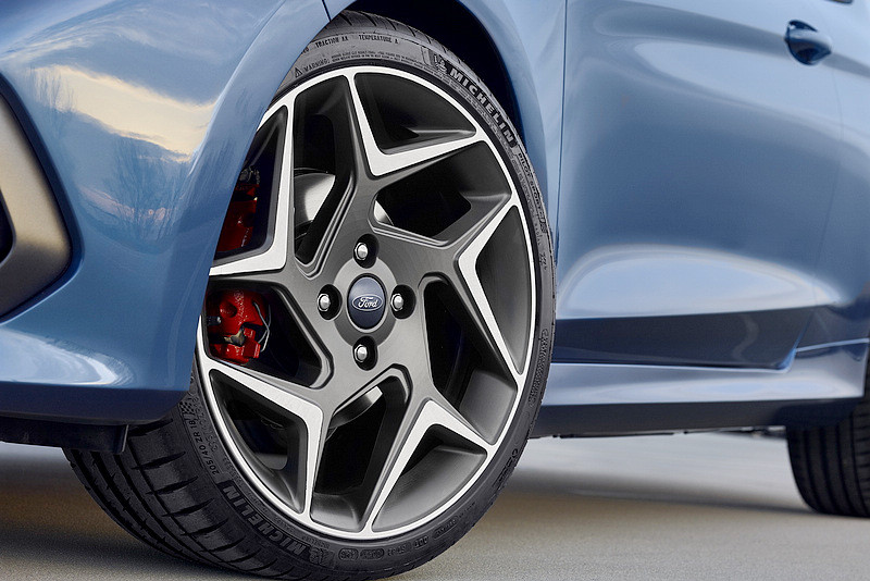 藍橢圓鋼砲新猷 全新1.5三缸EcoBoost挹注《Ford Fiesta ST》發力200hp 藍橢圓鋼砲新猷 全新1.5三缸EcoBoost挹注《Ford Fiesta ST》發力200hp