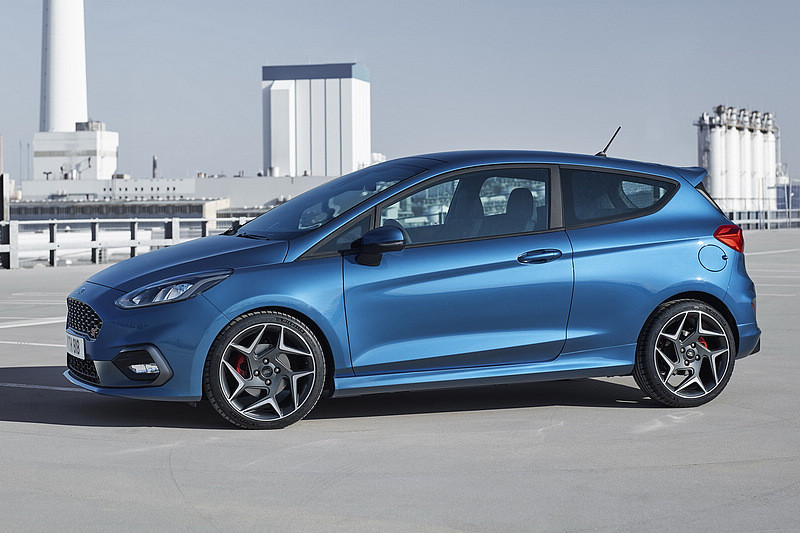 藍橢圓鋼砲新猷 全新1.5三缸EcoBoost挹注《Ford Fiesta ST》發力200hp 藍橢圓鋼砲新猷 全新1.5三缸EcoBoost挹注《Ford Fiesta ST》發力200hp