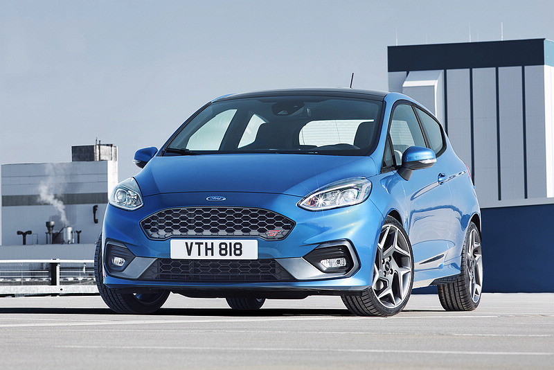 藍橢圓鋼砲新猷 全新1.5三缸EcoBoost挹注《Ford Fiesta ST》發力200hp 藍橢圓鋼砲新猷 全新1.5三缸EcoBoost挹注《Ford Fiesta ST》發力200hp
