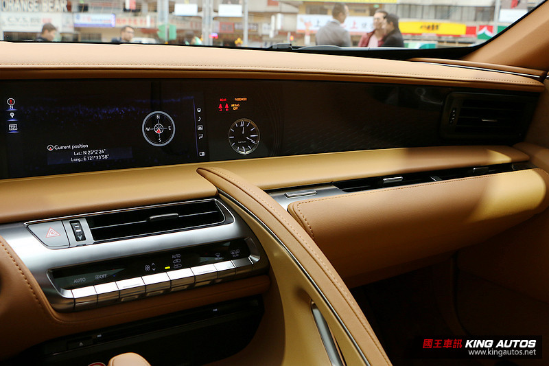 凌雲壯志豪華轎跑 全新《Lexus LC 500》現身微風信義 相約5月正式在臺發表 凌雲壯志豪華轎跑 全新《Lexus LC 500》現身微風信義 相約5月正式在臺發表