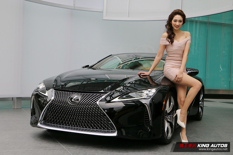 凌雲壯志豪華轎跑 全新《Lexus LC 500》現身微風信義 相約5月正式在臺發表 凌雲壯志豪華轎跑 全新《Lexus LC 500》現身微風信義 相約5月正式在臺發表