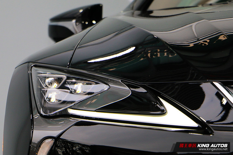 凌雲壯志豪華轎跑 全新《Lexus LC 500》現身微風信義 相約5月正式在臺發表 凌雲壯志豪華轎跑 全新《Lexus LC 500》現身微風信義 相約5月正式在臺發表